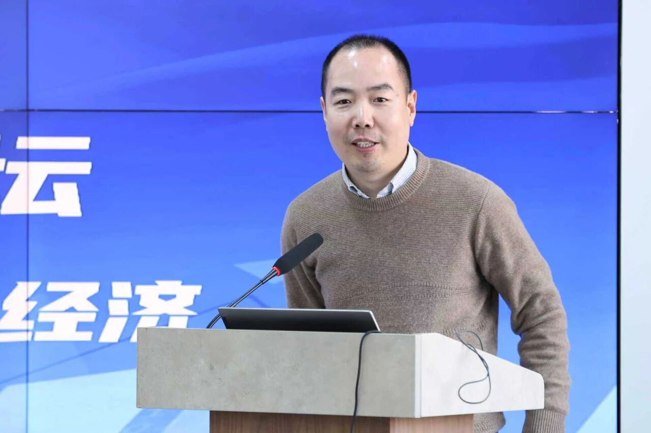 8ec80c503ec54b6aac10f1ce9c0e5dd0.jpg 5.jpg